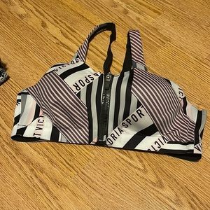 Victoria Sport Bra 36B